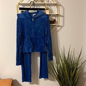 Velour Sweatsuit in Royal Blue